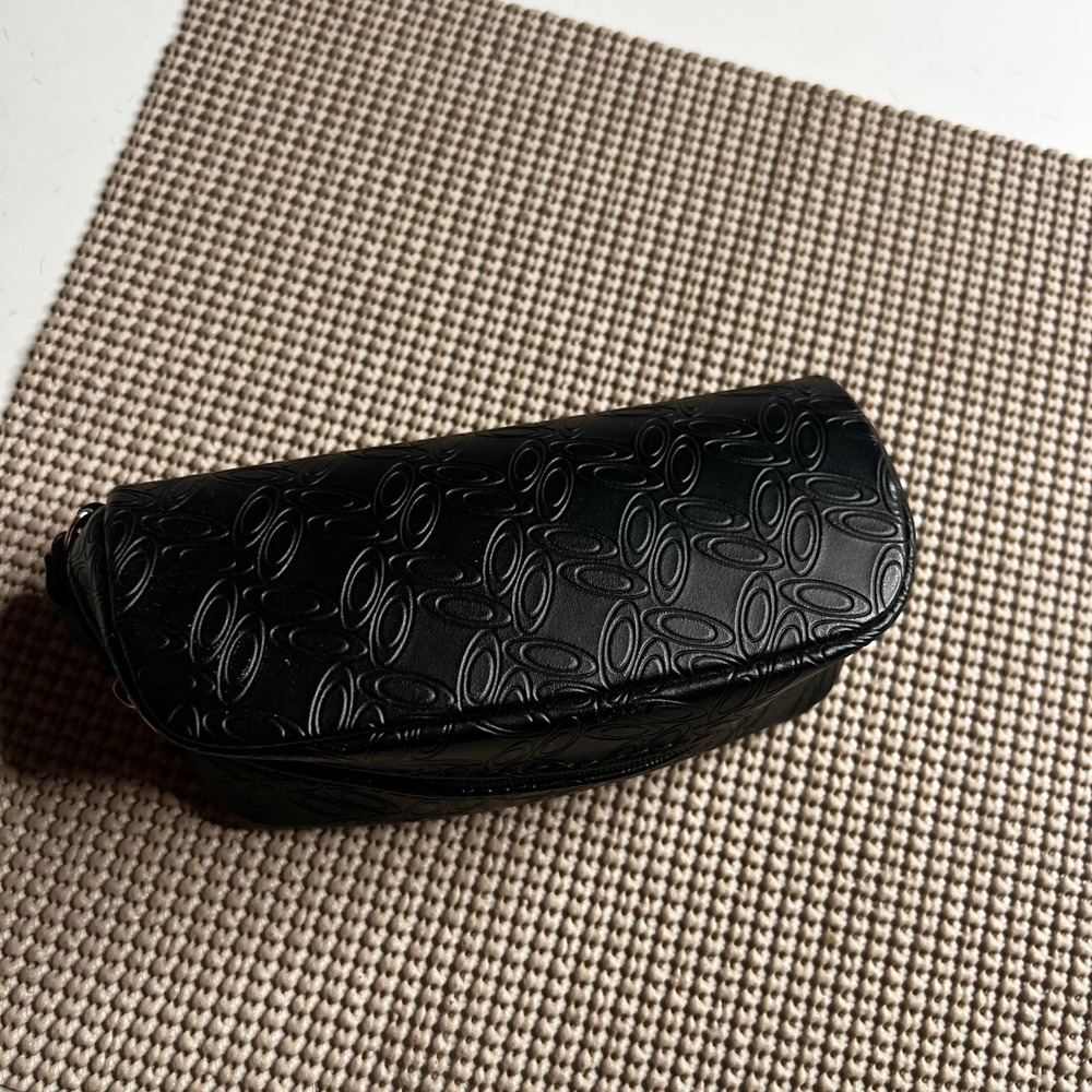 Oakley Black Embossed Monogram Logo Sunglasses Case Hard Shell Zipper Wristlet